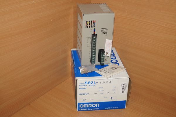 Omron S82L-1524 S82L1524 100-120V/200-240V Power Supply Netzteil